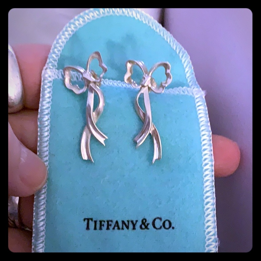 🦋AUTHENTIC TIFFANY VINTAGE BOW EARRINGS 🦋